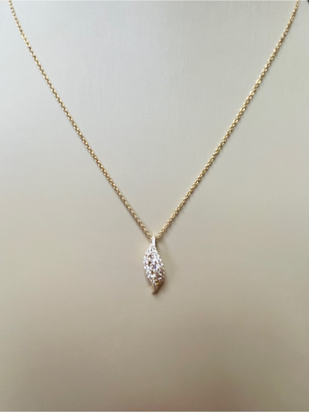 NWOT 14kt Yellow Gold Diamond Pendant Necklace